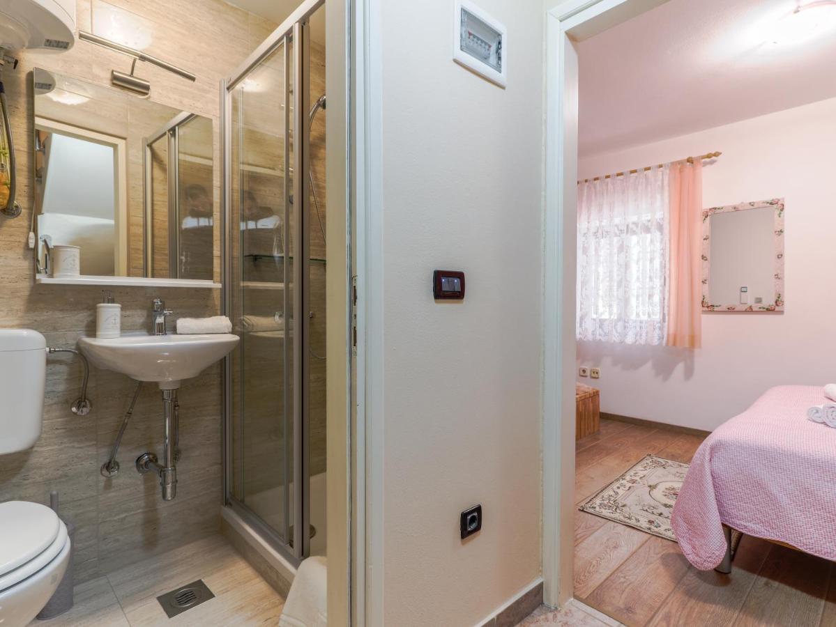 City Center 3 Bedroom Apartment Врсар Екстер'єр фото